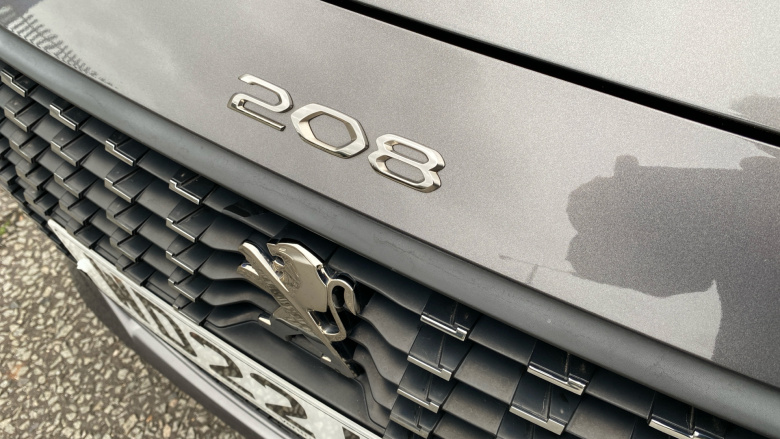 Peugeot 208 1.2 PureTech 100 Allure Premium + 5dr Petrol Hatchback